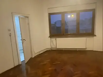 Apartament de vanzare Sector 4